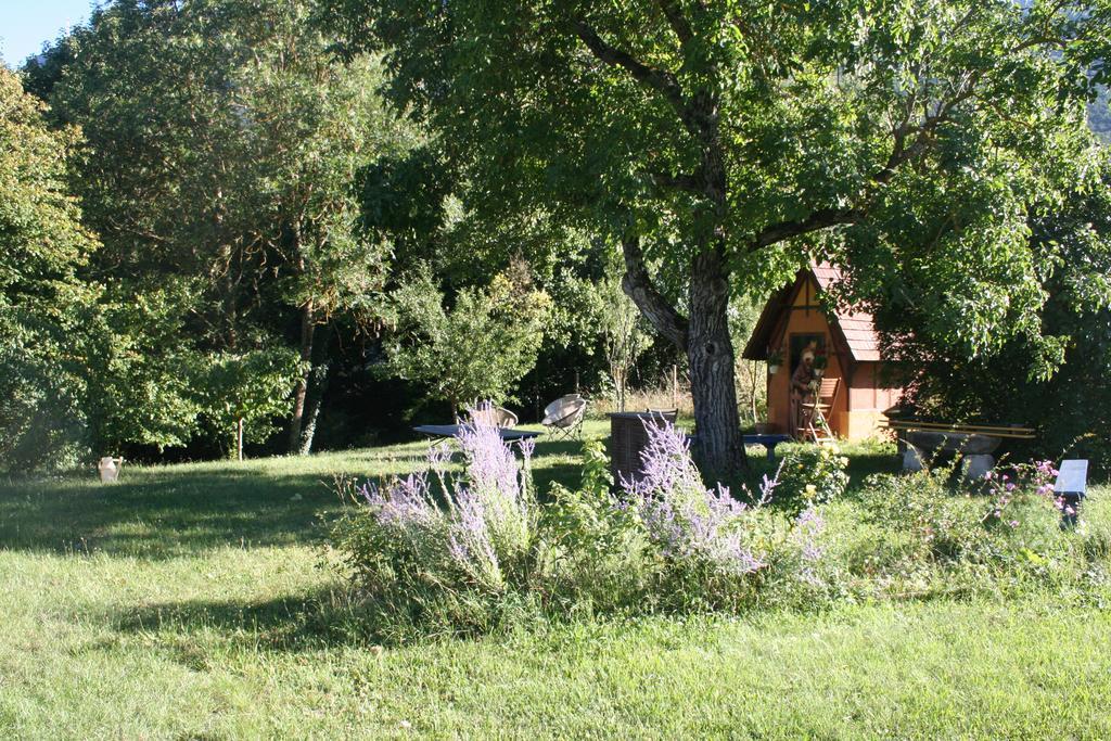 Chambre D'Hotes La Romarine Barnave Esterno foto