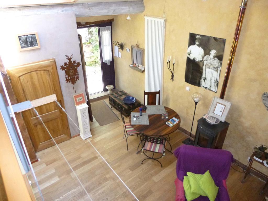 Chambre D'Hotes La Romarine Barnave Esterno foto